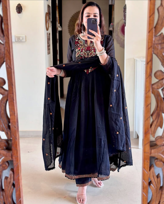 Ziyaa Suit Set
